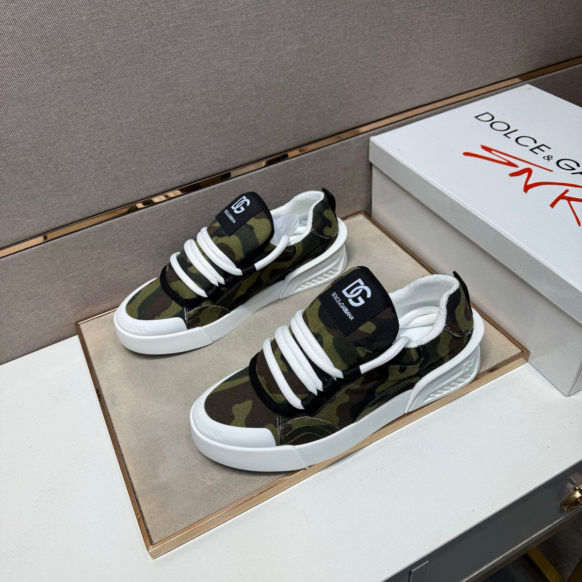 Dolce & Gabbana DG Couple's Multi-Material Casual Sneakers 4 Colors