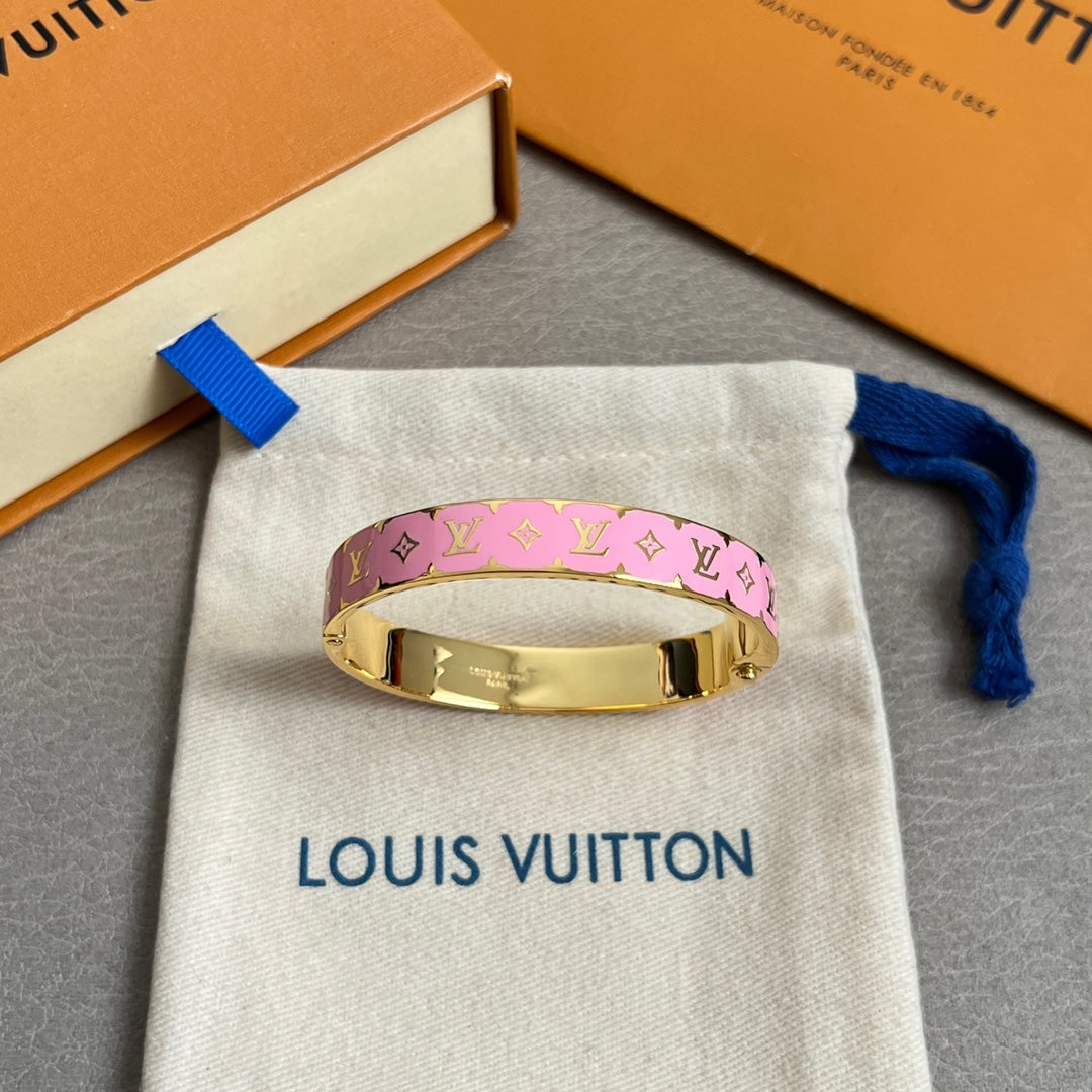gold Bangle for women - alternate angle view 7