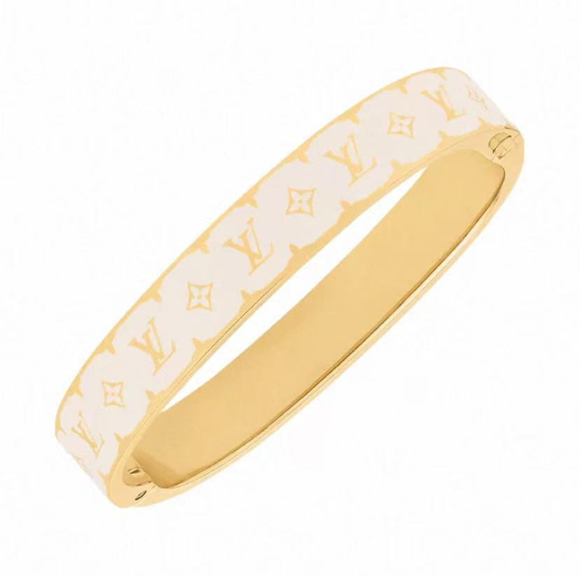 gold Bangle for women - alternate angle view 3