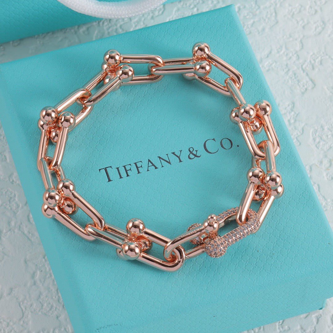 gold delicate Bracelet for men - alternate angle view 4