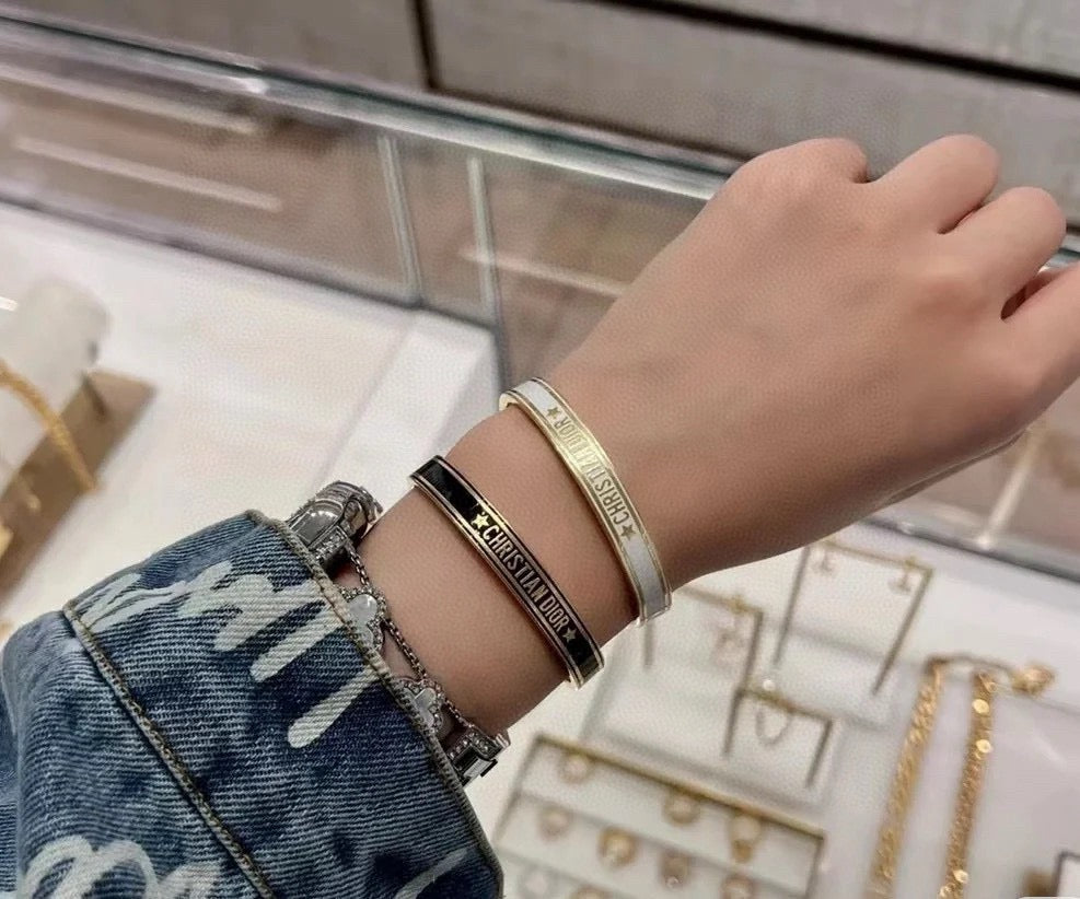 white gold Bangle for women - alternate angle view 3