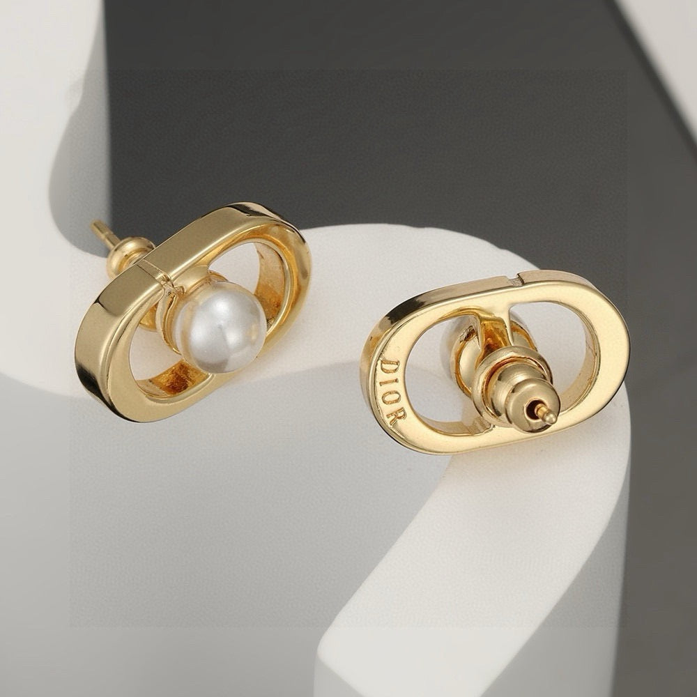 gold luxury Stud Earrings for women - alternate angle view 3