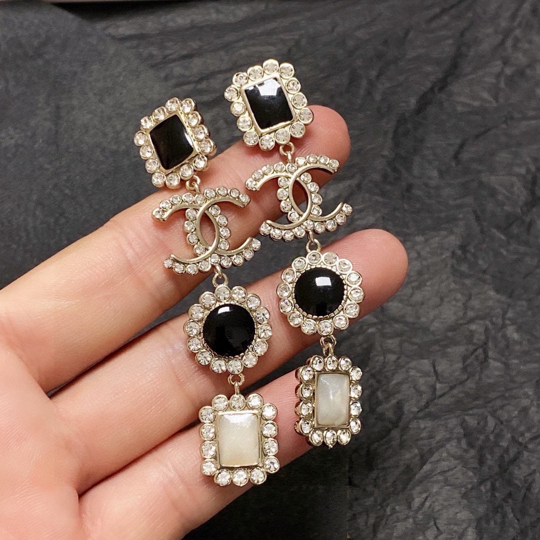 gold agate letter Stud Earrings for women - product detail view