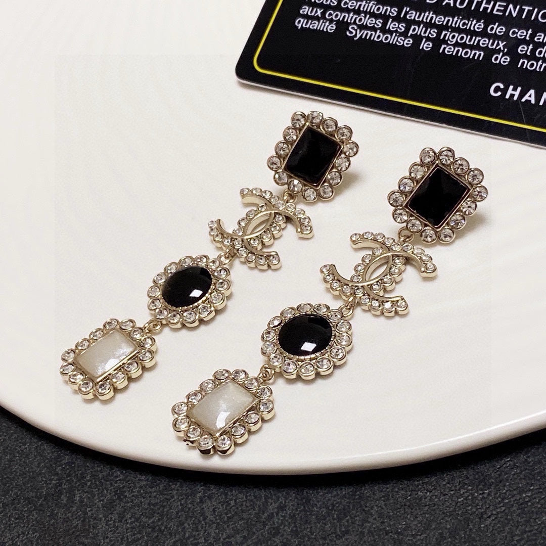 gold agate letter Stud Earrings for women - alternate angle view 3