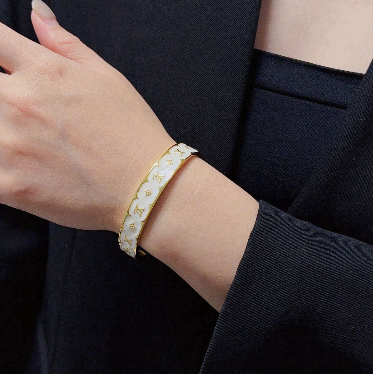 white floral Bangle for women - alternate angle view 2