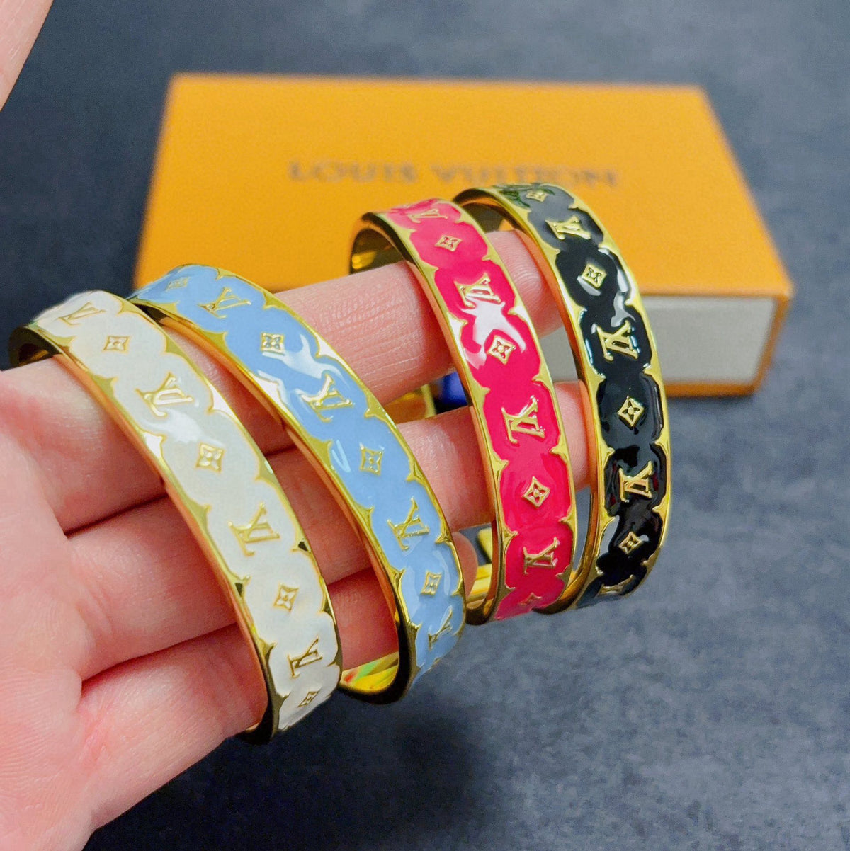 white floral Bangle for women - alternate angle view 8