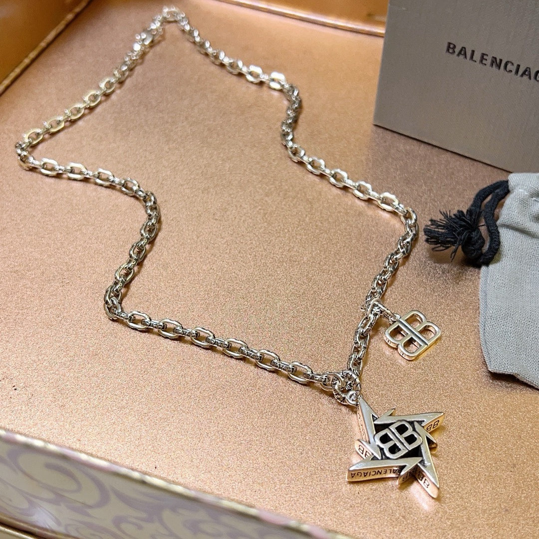 vintage Necklace for women - product detail view