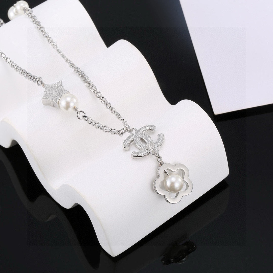 pearl floral Necklace for women - alternate angle view 6