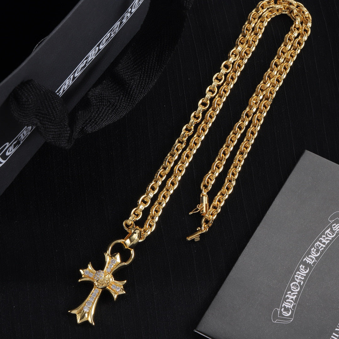 Necklace for women - alternate angle view 7
