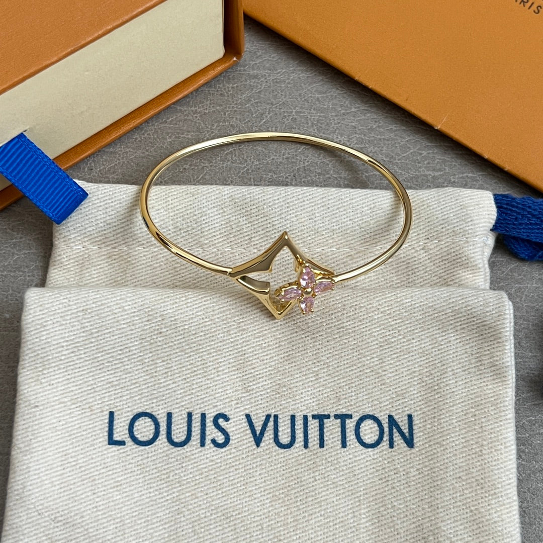 gold Bangle for women - product detail view
