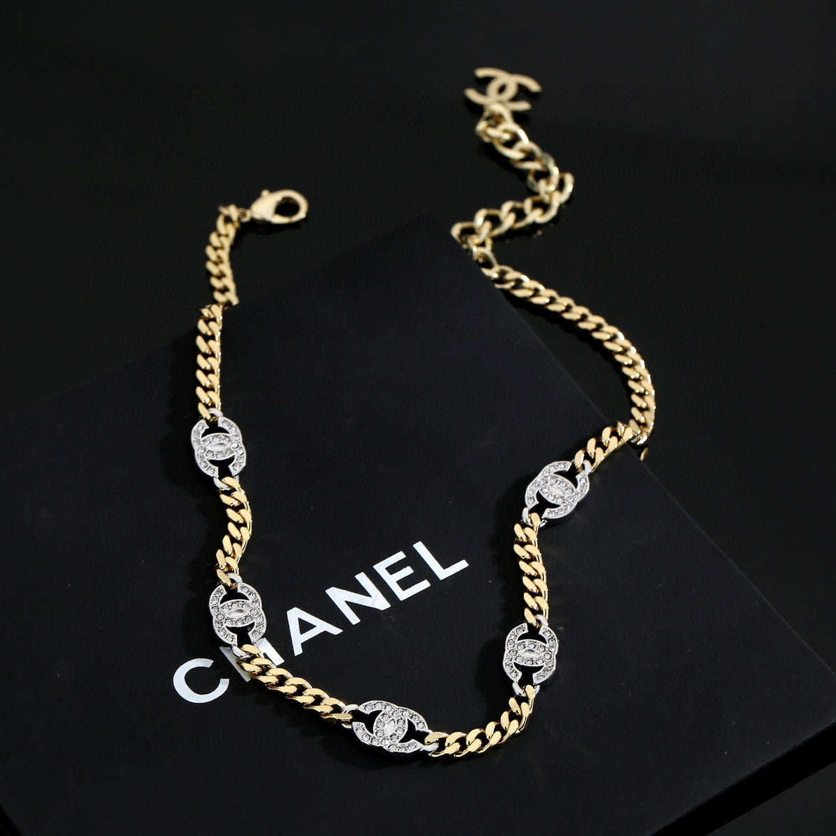 stylish Necklace for women - alternate angle view 6