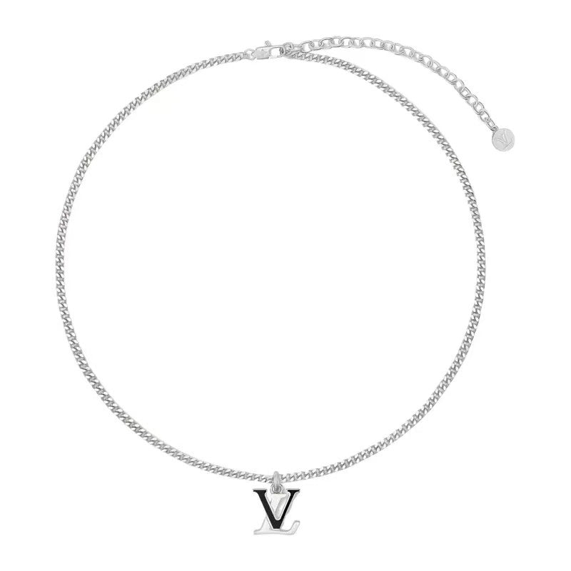 beige vintage Necklace for women - alternate angle view 4