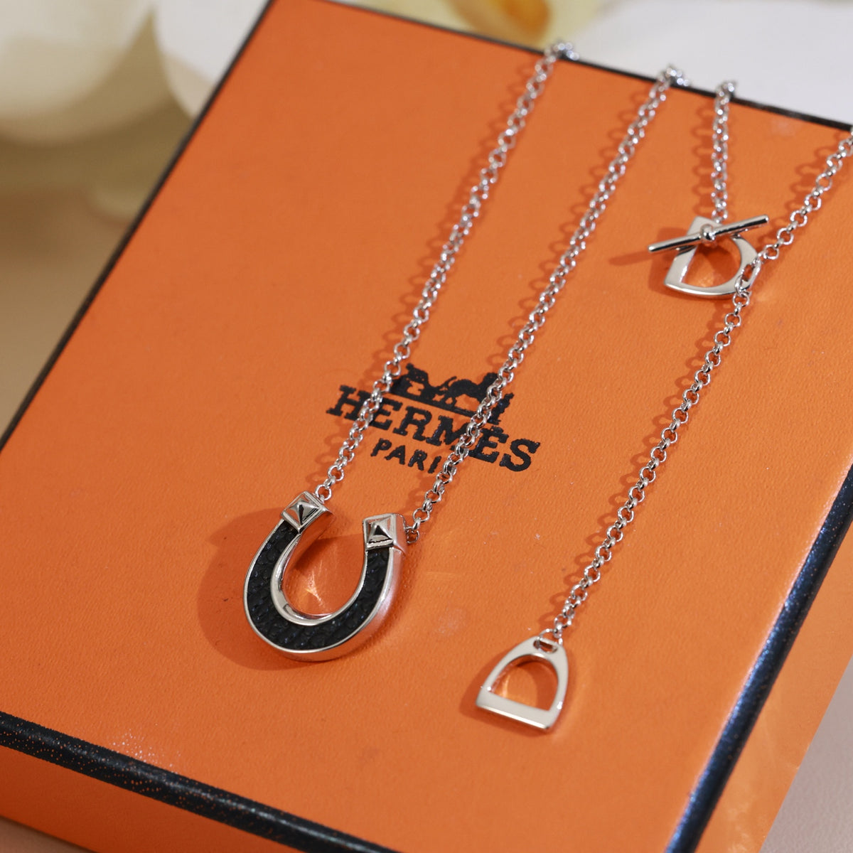 gold heart Necklace for women - alternate angle view 7