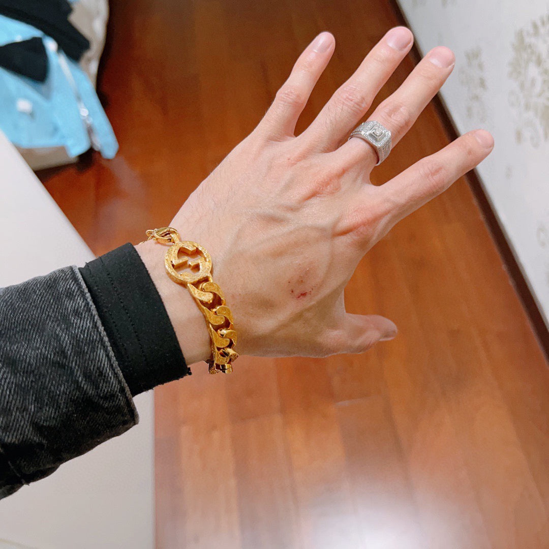 beige delicate Bracelet for men - alternate angle view 6