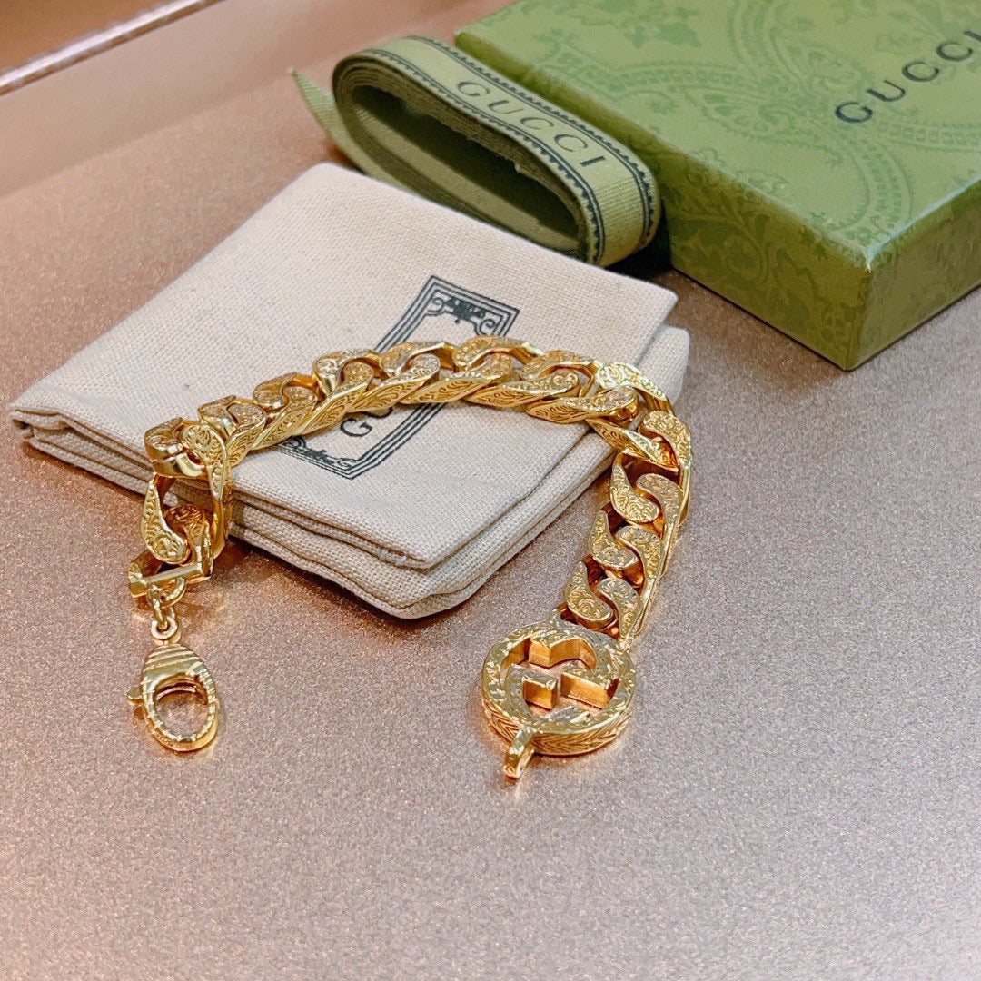 beige delicate Bracelet for men - alternate angle view 8