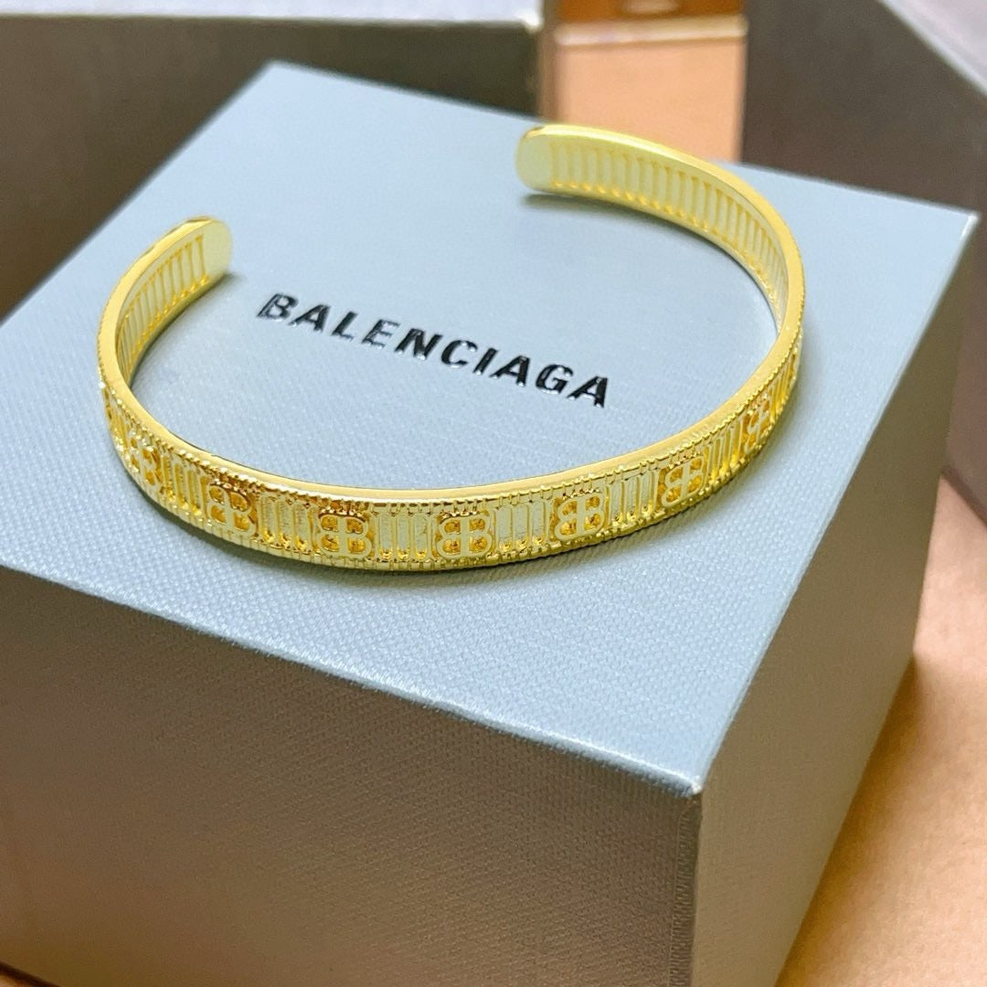 unique Bangle for men - alternate angle view 7
