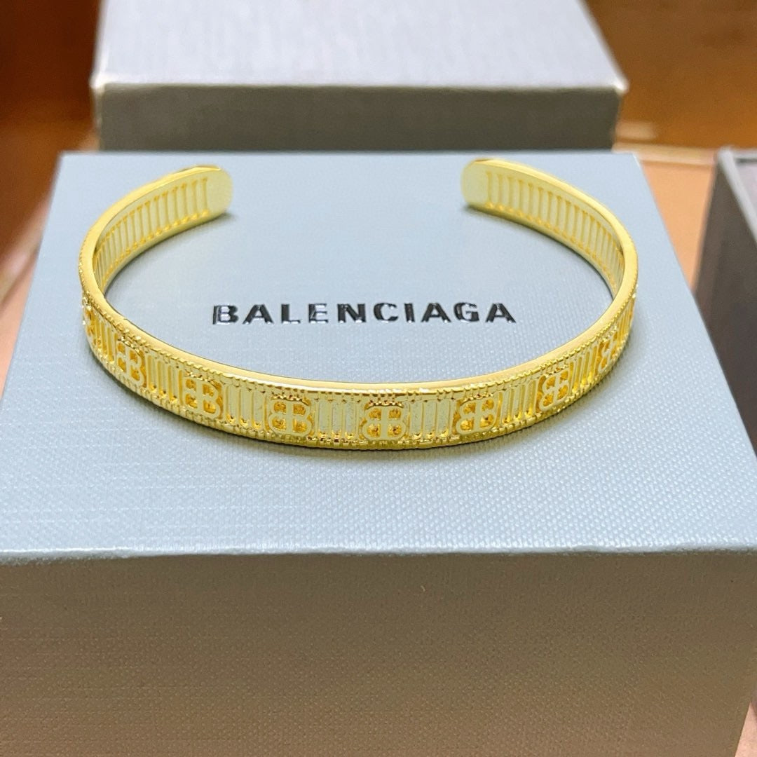 unique Bangle for men - product detail view