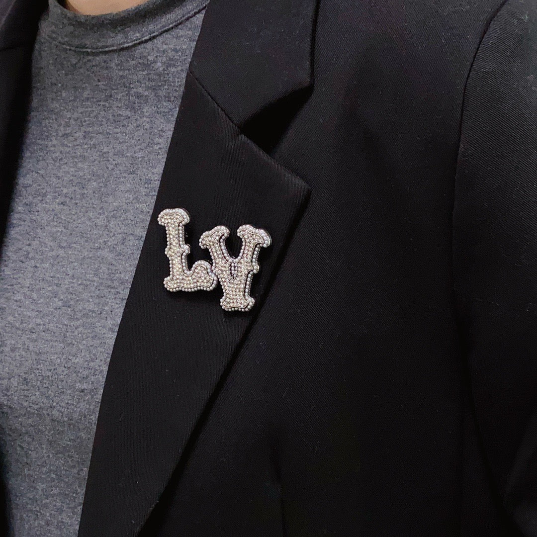 pearl letter Suit for men and women - product detail view