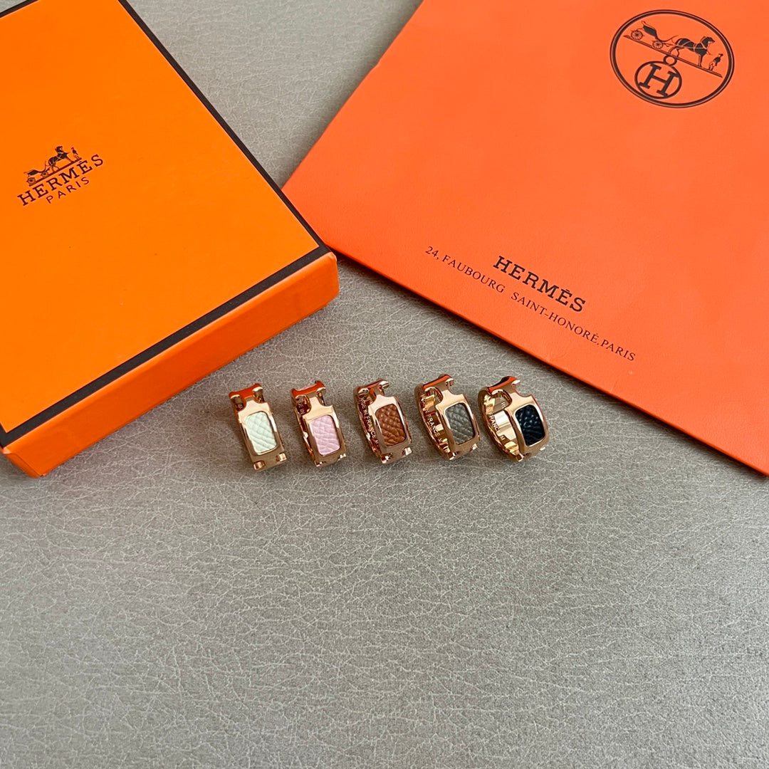 elegant Ring for women - alternate angle view 6