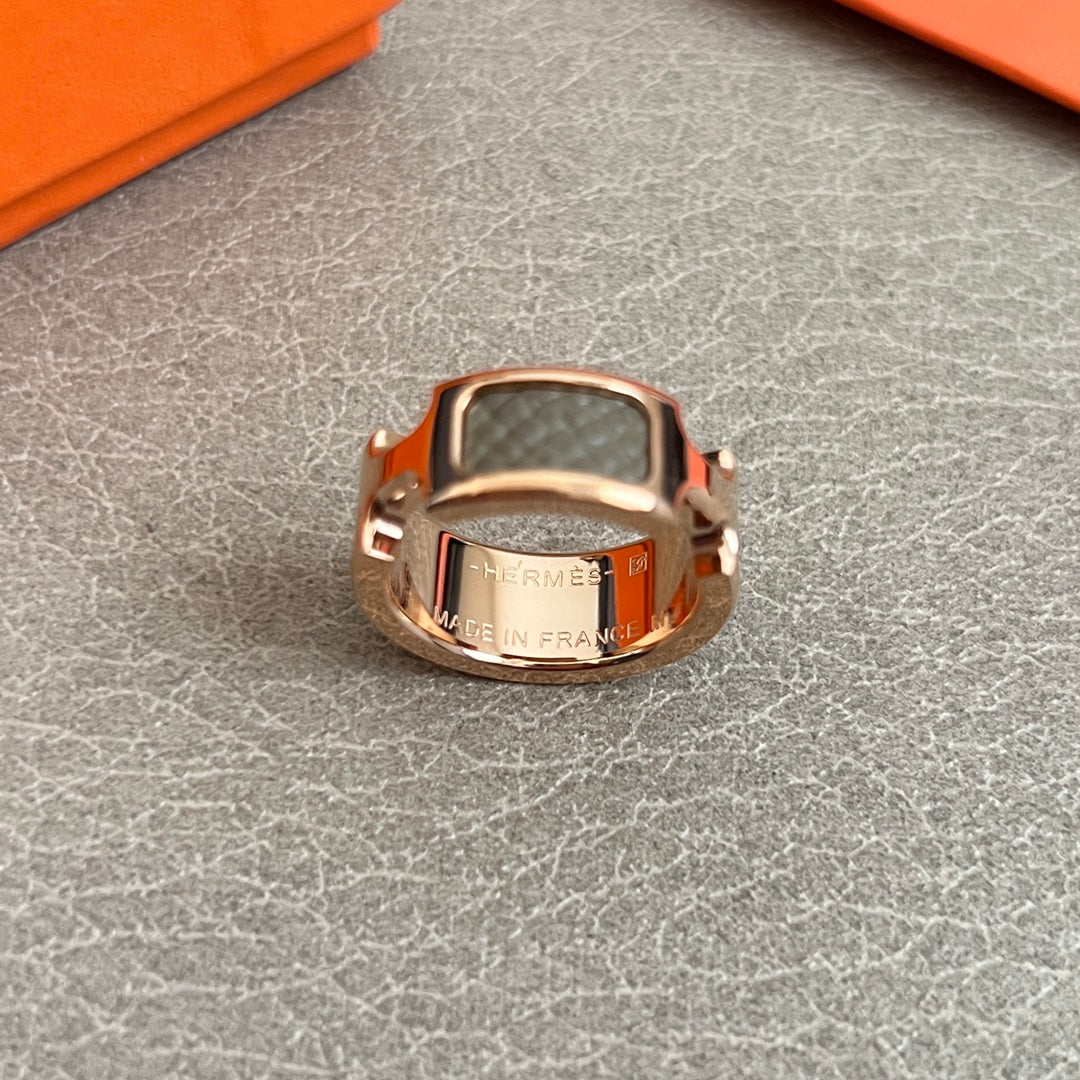 elegant Ring for women - alternate angle view 8