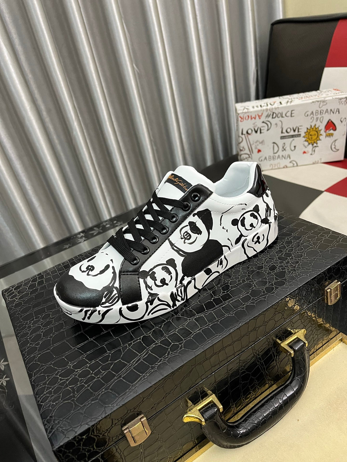 Dolce & Gabbana DG Silk Calfskin & Nubuck Casual Sneakers