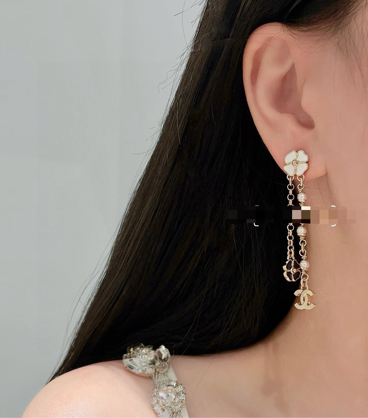black and white floral Drop Earrings for women - alternate angle view 3