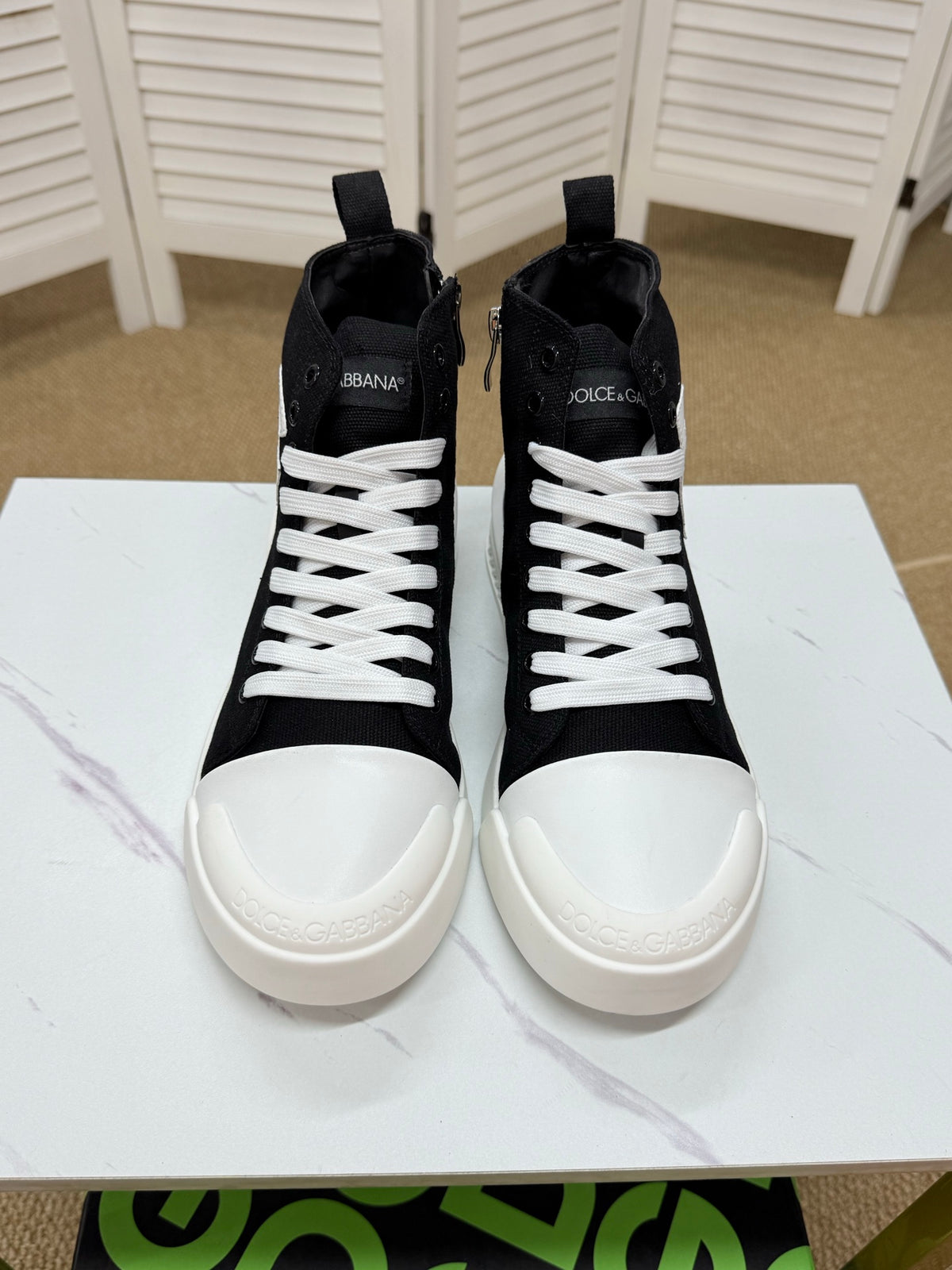 Dolce & Gabbana DG Couple's Athletic Casual Sneakers