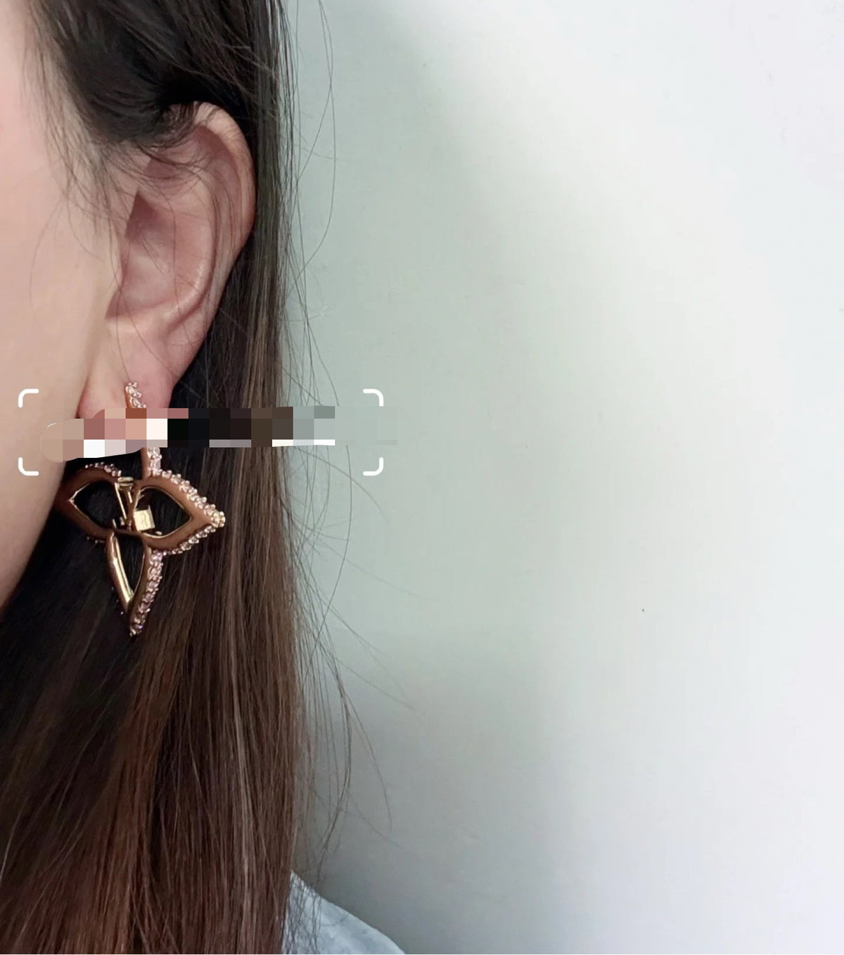 gold clover Stud Earrings for women - alternate angle view 3