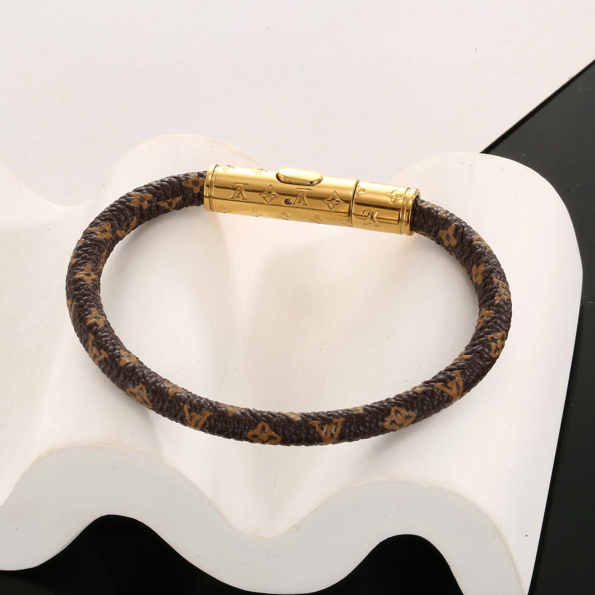 gold genuine leather delicate Bracelet for unisex couple - alternate angle view 4