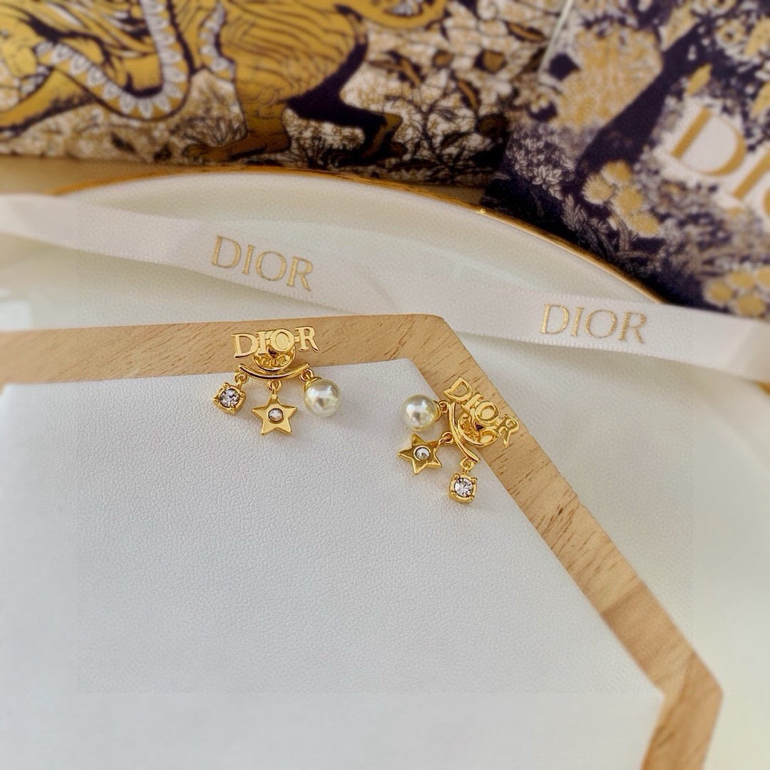 pearl letter Earrings for women - alternate angle view 9