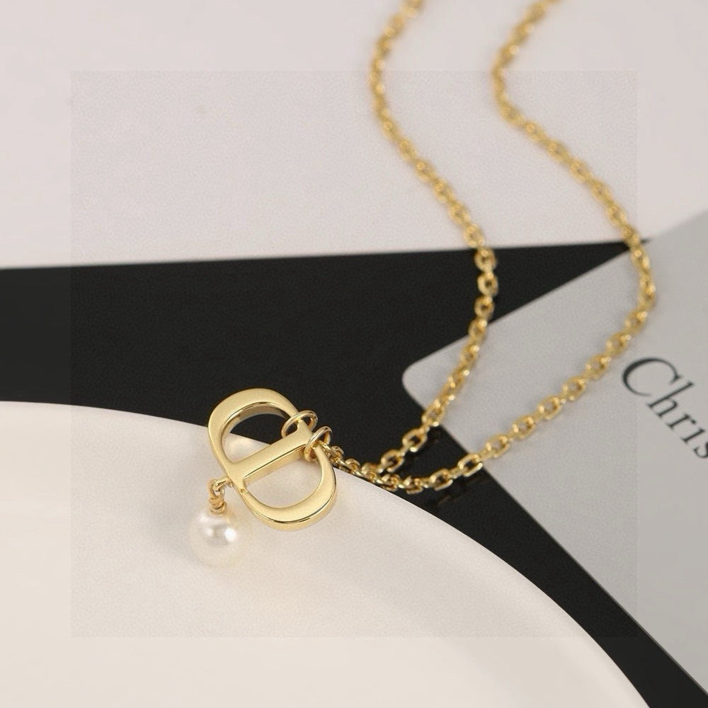 gold pearl Pendant for women - alternate angle view 2