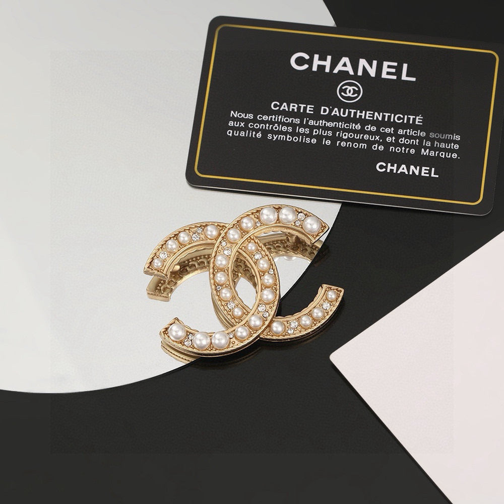 light gold pearl double c Brooch for women - alternate angle view 5