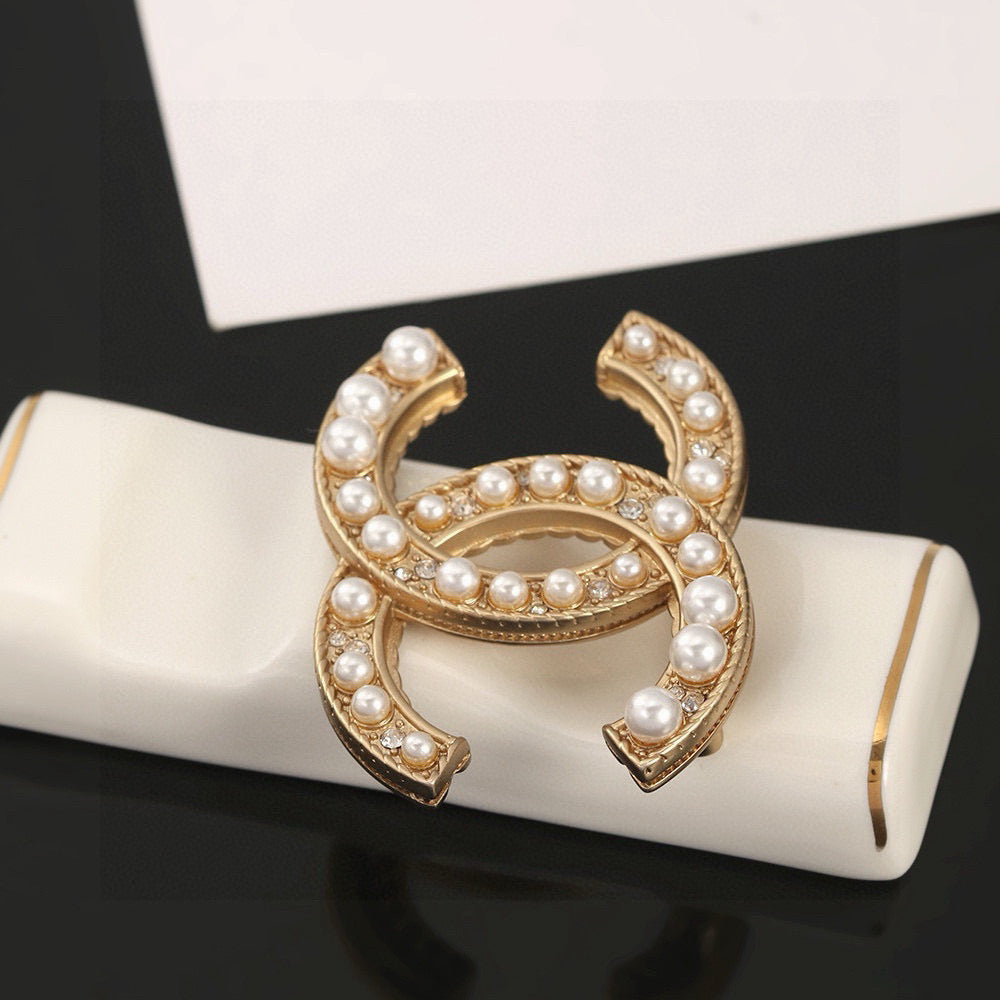 light gold pearl double c Brooch for women - alternate angle view 3