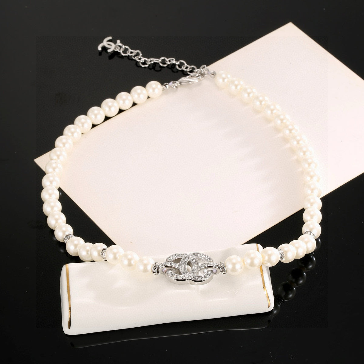 pearl double c Necklace for women - alternate angle view 8