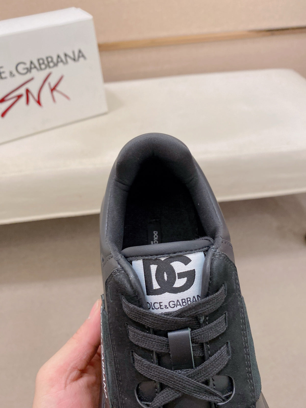 Dolce & Gabbana DG Men's Top-Grain Calfskin Casual Sneakers
