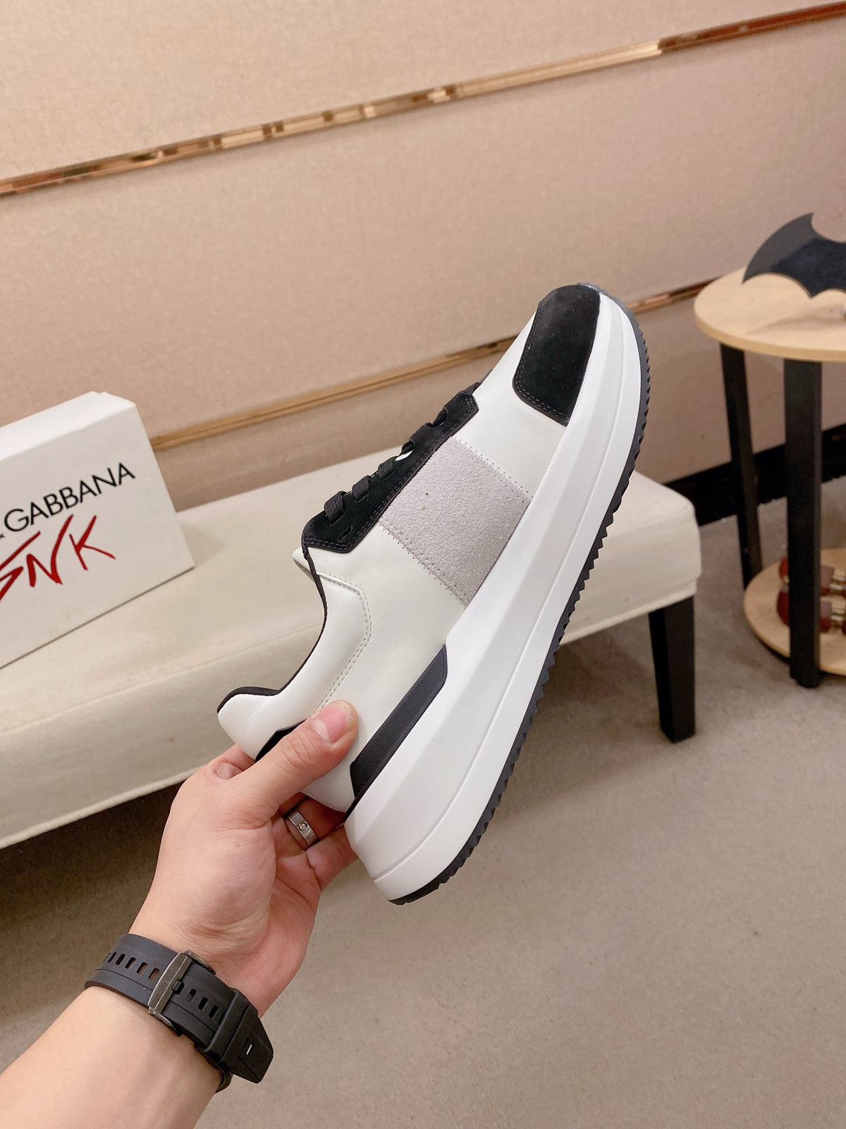 Dolce & Gabbana DG Men's Top-Grain Calfskin Casual Sneakers