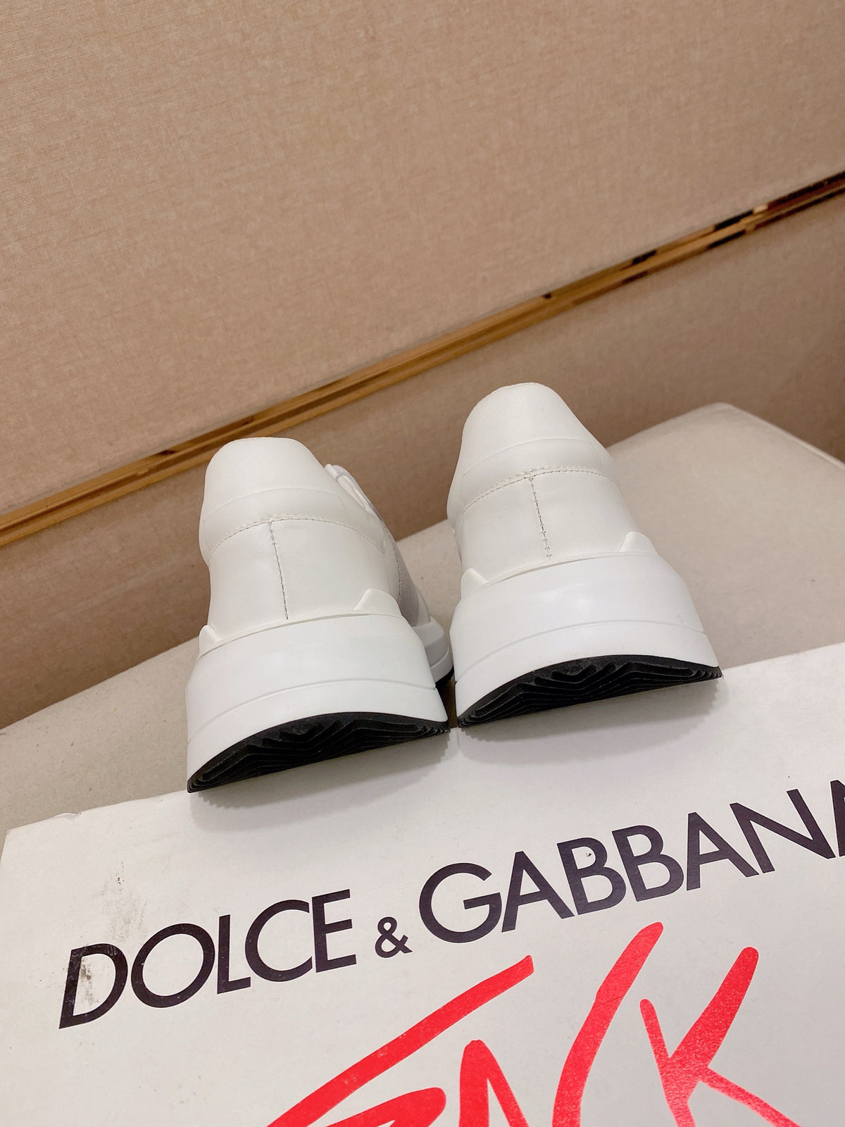 Dolce & Gabbana DG Men's Top-Grain Calfskin Casual Sneakers