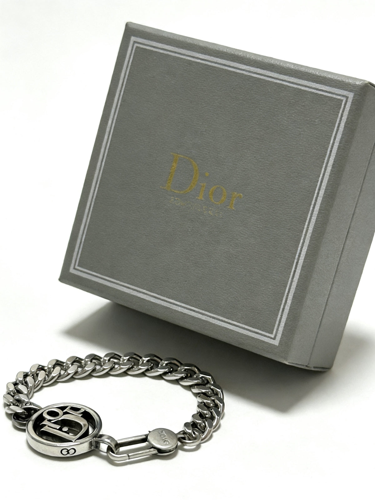 antique chain Bracelet for men - product detail view