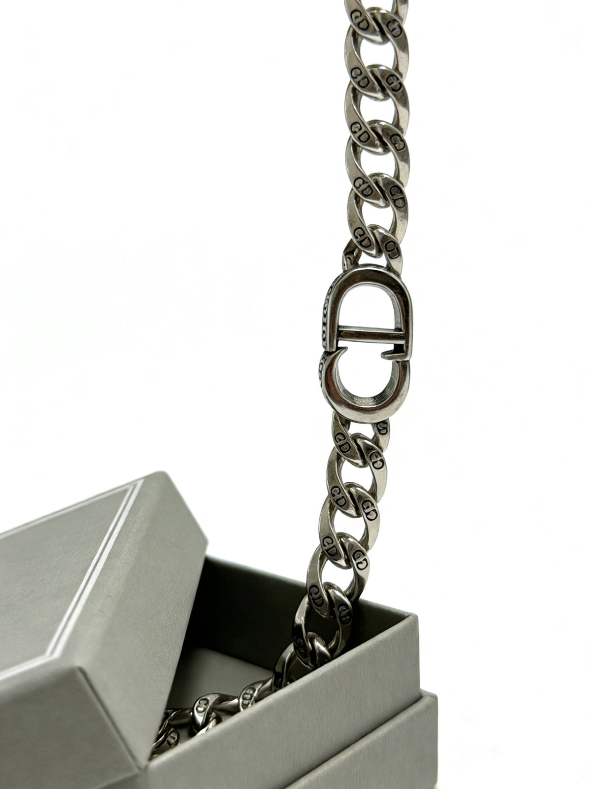 antique chain Bracelet for men - alternate angle view 4
