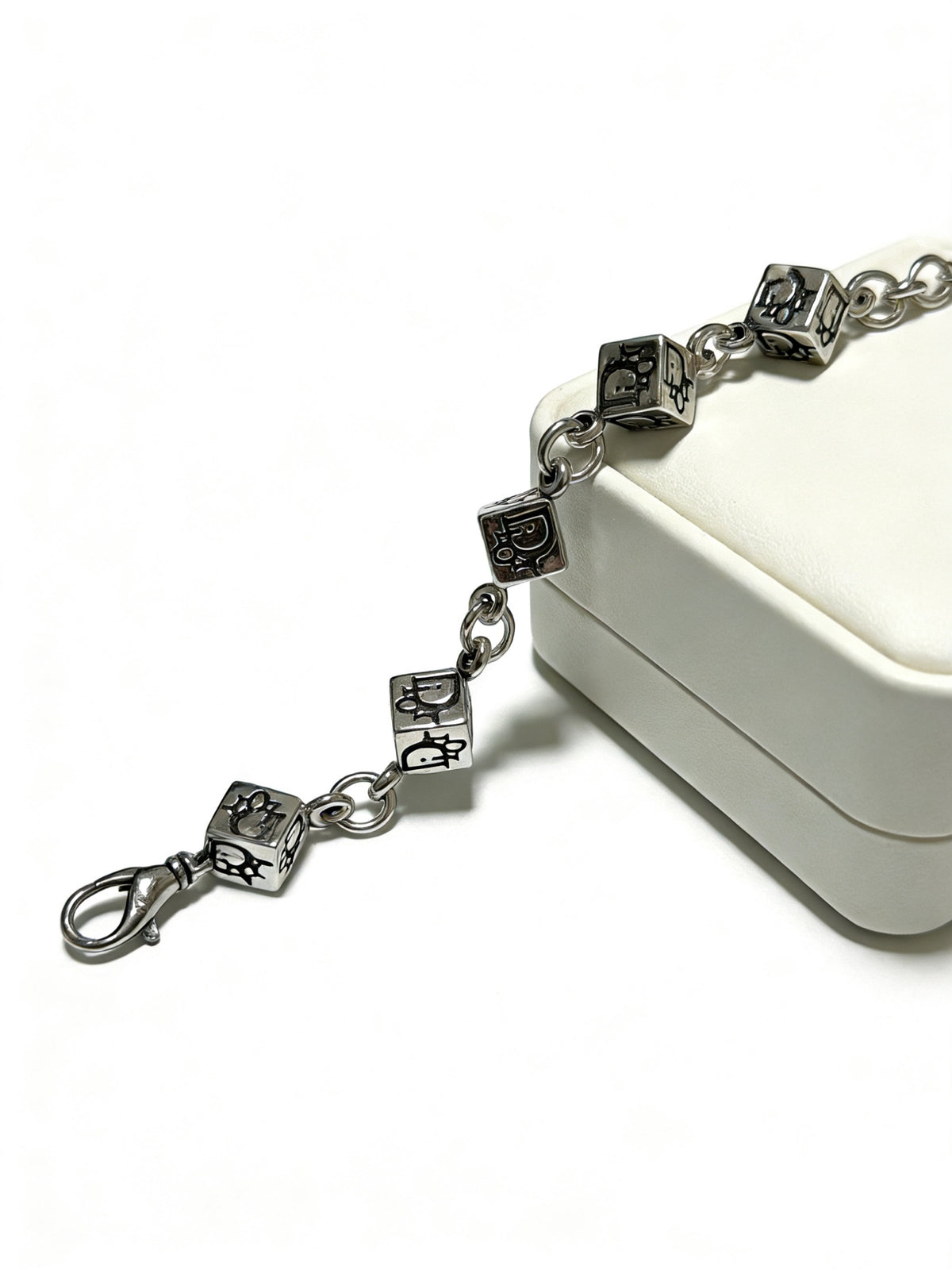 antique chain Bracelet for men - alternate angle view 4