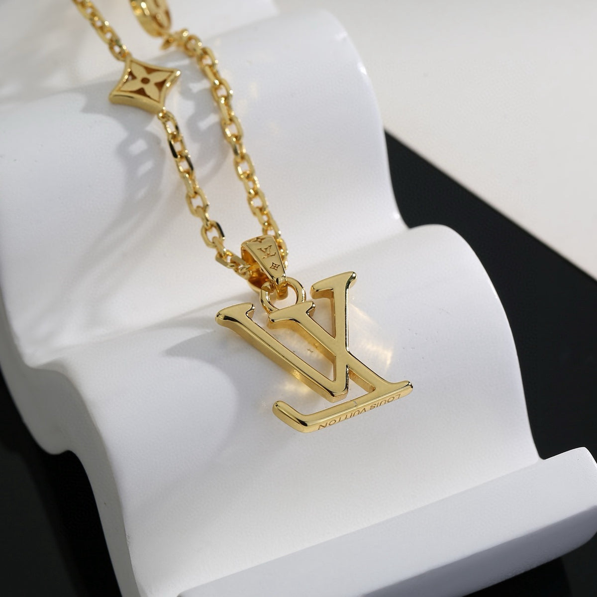 minimalist Necklace for women - alternate angle view 6
