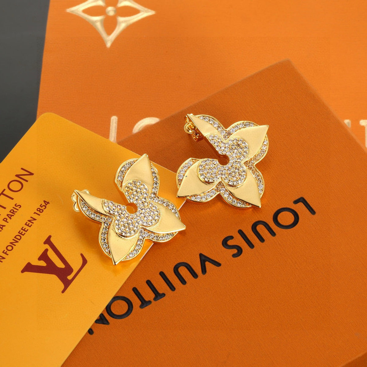 gold clover Stud Earrings for women - alternate angle view 2