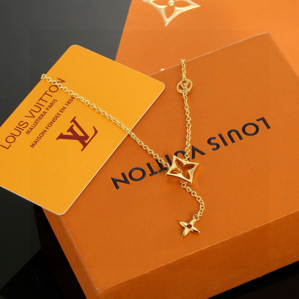 clover Necklace for women - product detail view