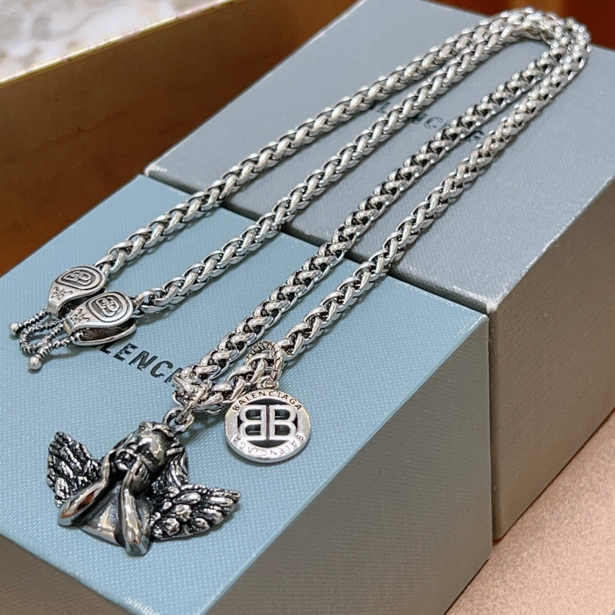 vintage Necklace for women - alternate angle view 5