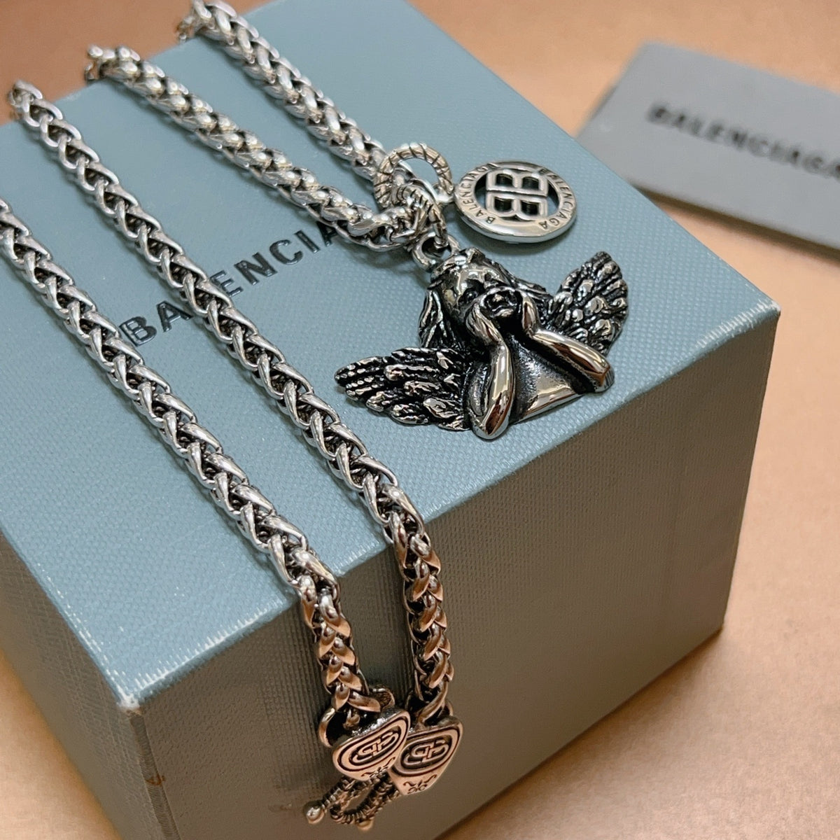 vintage Necklace for women - alternate angle view 8