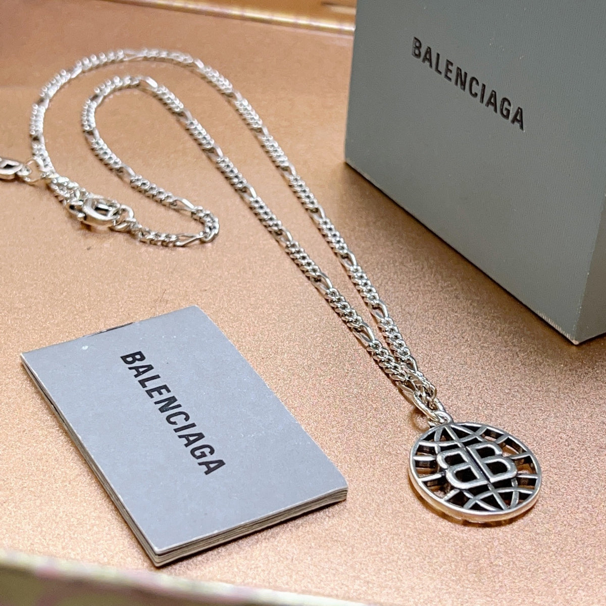 vintage Necklace for women - alternate angle view 7