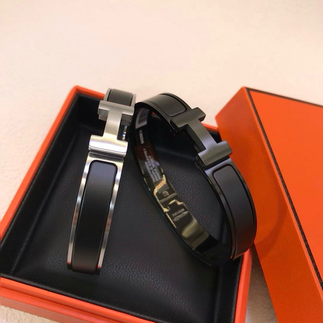 black couple Bangle for men - alternate angle view 9