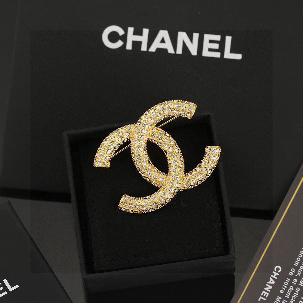 light gold crystal double c Brooch for women - product detail view