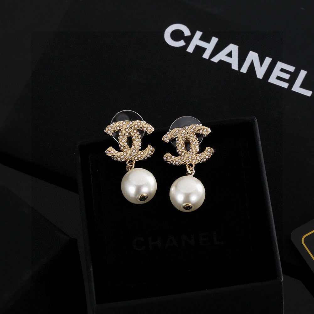 silver 925 sterling silver floral Stud Earrings for women - alternate angle view 3