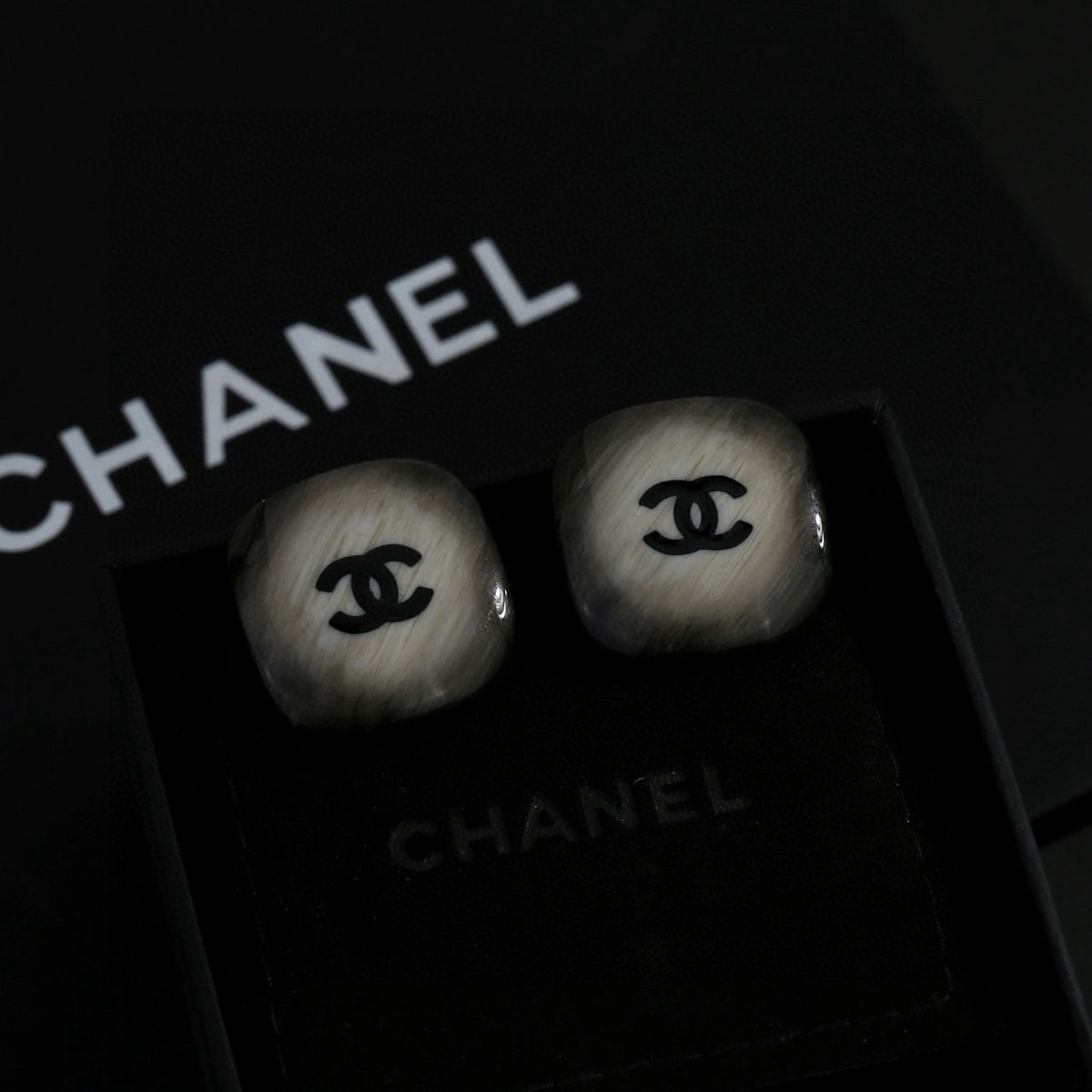 luxury Drop Earrings for women - alternate angle view 4